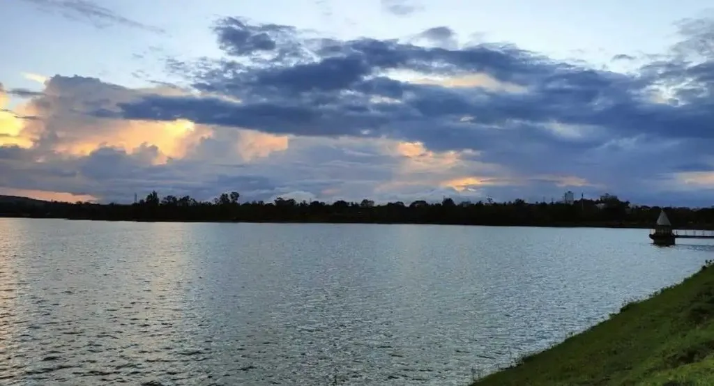 कळंबा तलाव सुशोभिकरणाला ब्रेक Beautification of Kalamba Lake put on hold