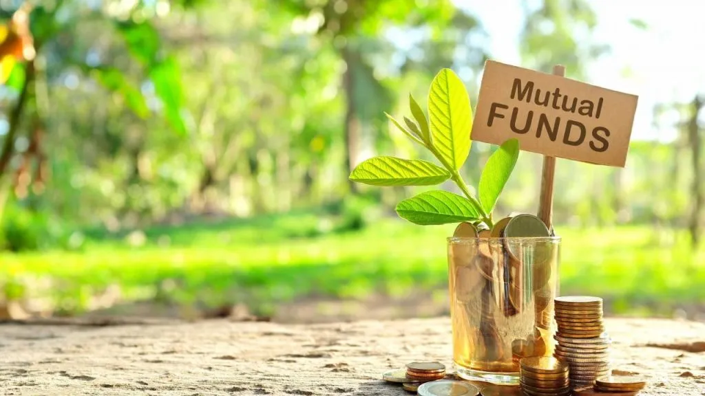 Mutual fund industry reaches Rs 70 lakh crore milestone