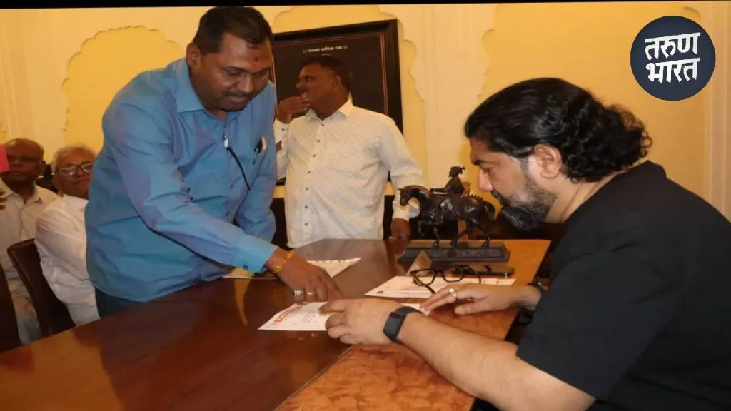 वृक्षतोड न करता सुरुर-महाड रस्ता रुंदीकरण करणार, मंत्री शिवेंद्रसिंहराजेंची ग्वाही highway contractor instructed to pay attention to substandard work