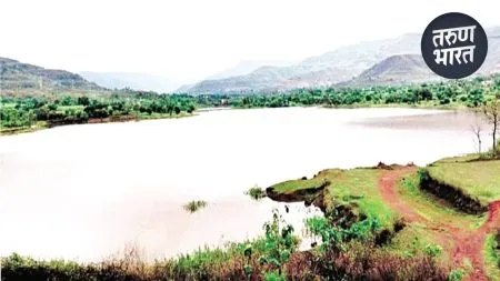 Rain Update : साखरी-चिटेघर प्रकल्प पूर्ण क्षमतेने भरला, प्रगल्पग्रस्तांची झोळी रिकामीच Sakhri-Chiteghar dam filled first time, bringing relief to farmers