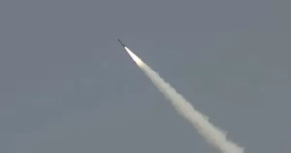 Pakistan claims missile test