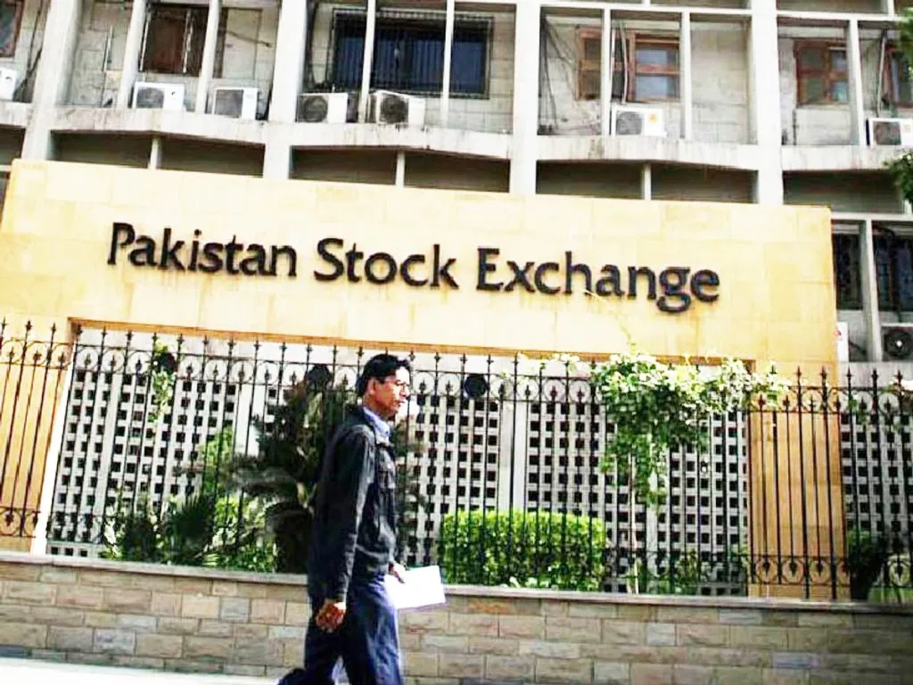 Pakistan market falls by 10,000 points after Indian attack