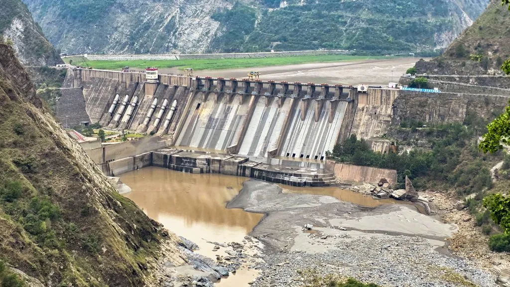 भारताने ‘चिनाब’चे पाणी रोखले! India blocked the water of 'Chenab'!