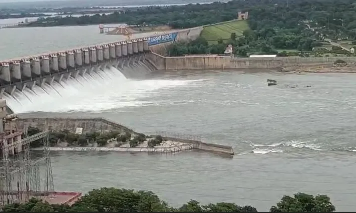 Karnataka's stubborn stance on 'Almatti' continues