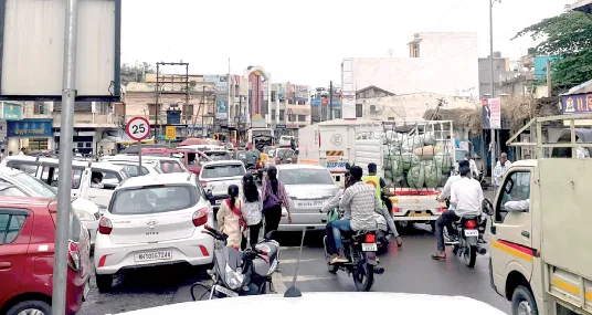 Traffic obstruction on the Safe Street itself