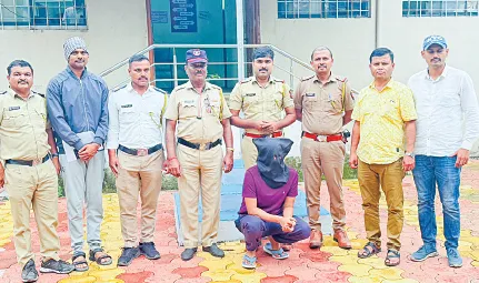 Pirzada arrested for duping people of lakhs of rupees