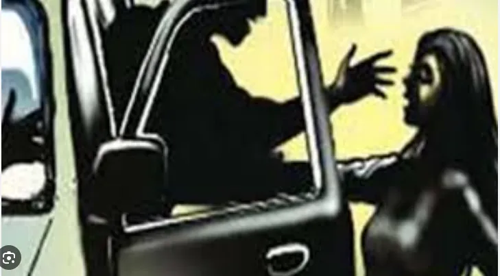 तरुणीचे लग्नासाठी अपहरण Young woman abducted for marriage