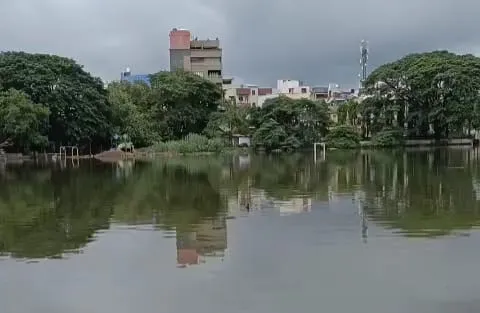 Rain disrupts coordination of sports competitions on the ground