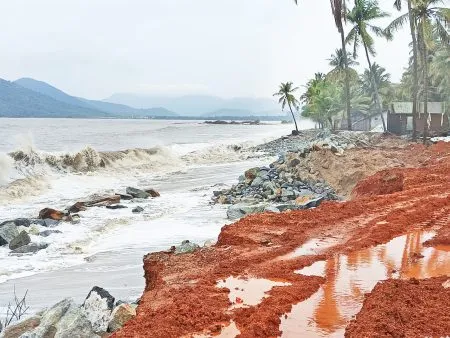 किनारपट्टीवरील समुद्र झीजवर हवा तोडगा Set the air on the coastal sea ziz