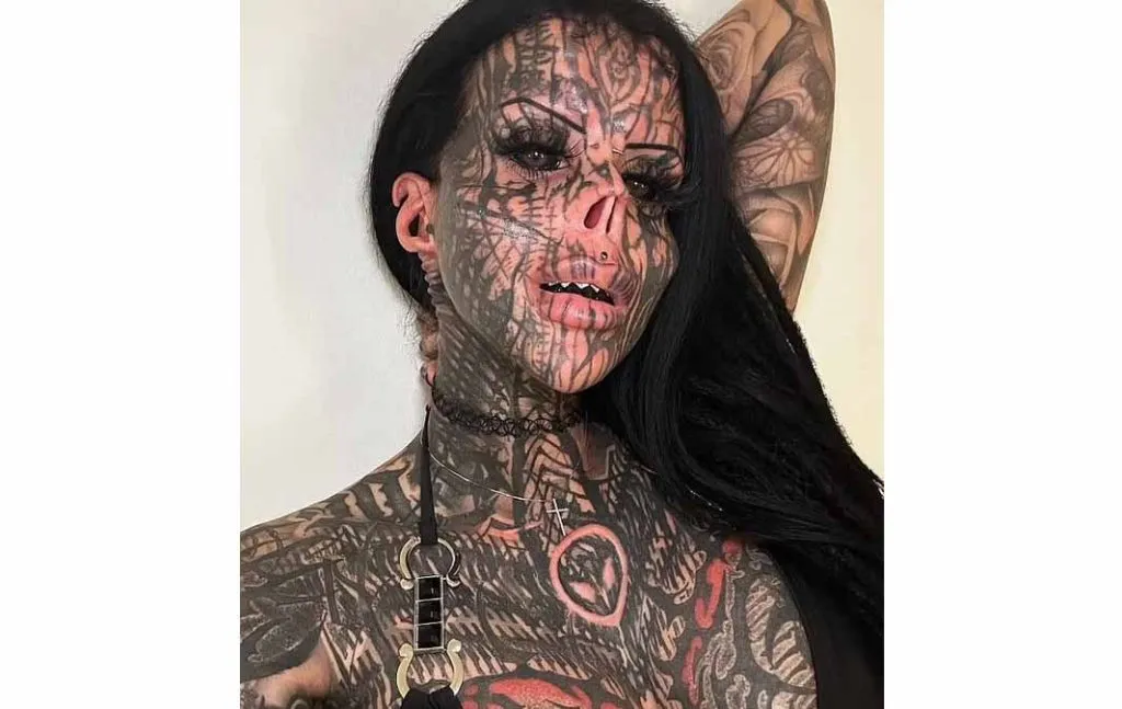 Cut and put organs in a jar