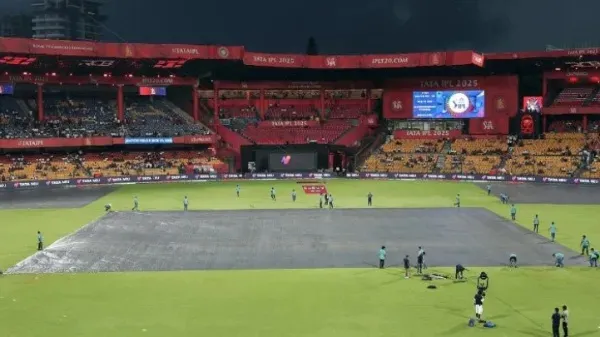 RCB-KKR match called off due to rain