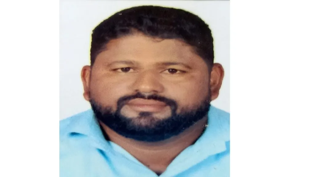 गवा रेड्याच्या हल्ल्यात मोटरसायकलस्वार गंभीर जखमी