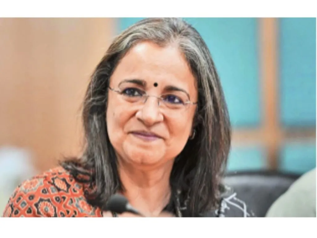 Madhavi Buch gets clean chit