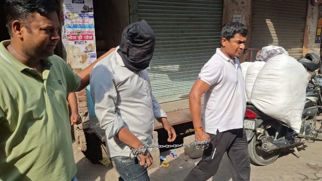 8वी पास नोमान सोशल मीडिया ‘एक्सपर्ट’ 8th Pass Noman Social Media 'Expert'