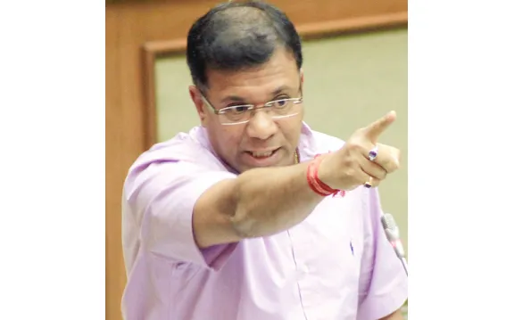 आरोग्य खात्यात भ्रष्टाचार करणाऱ्यांची गय नाही There is no end to corruption in the health sector.