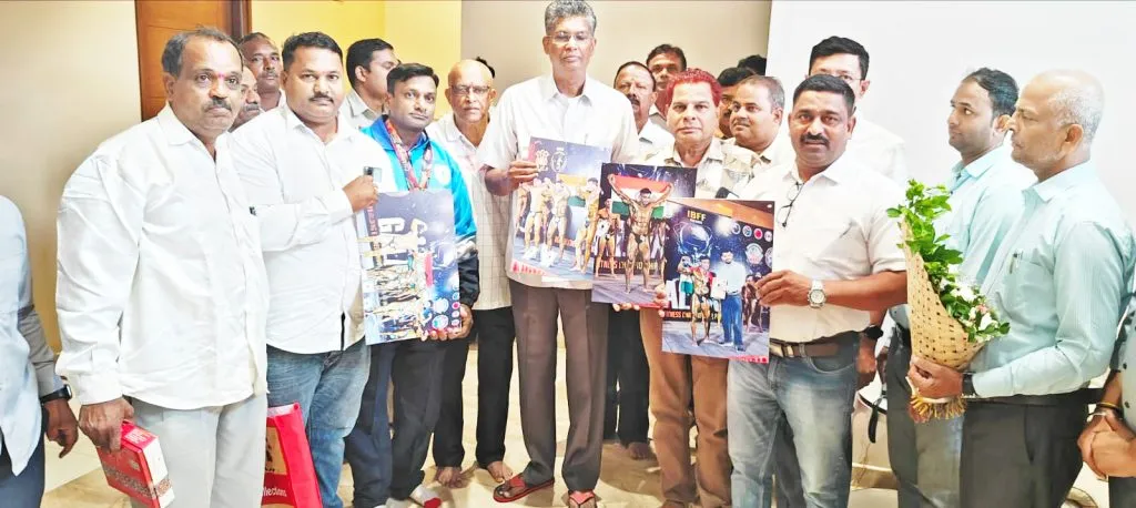 Guardian Minister honors Metri and Lohar