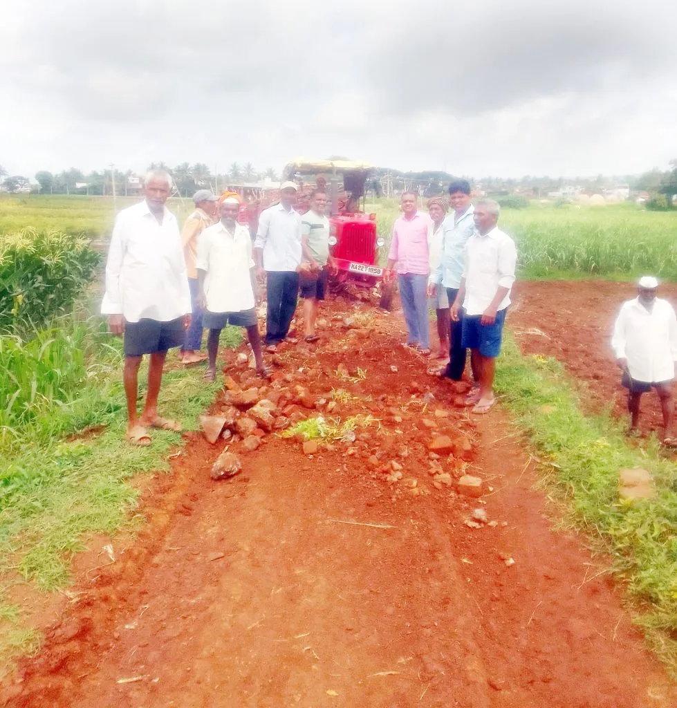 Farmers themselves built a two-km road through Shramdaan
