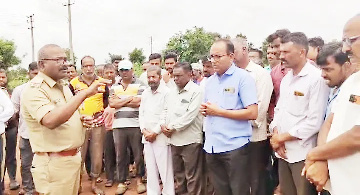 Attempt to survey 'that' derelict cemetery in Devgiri foiled