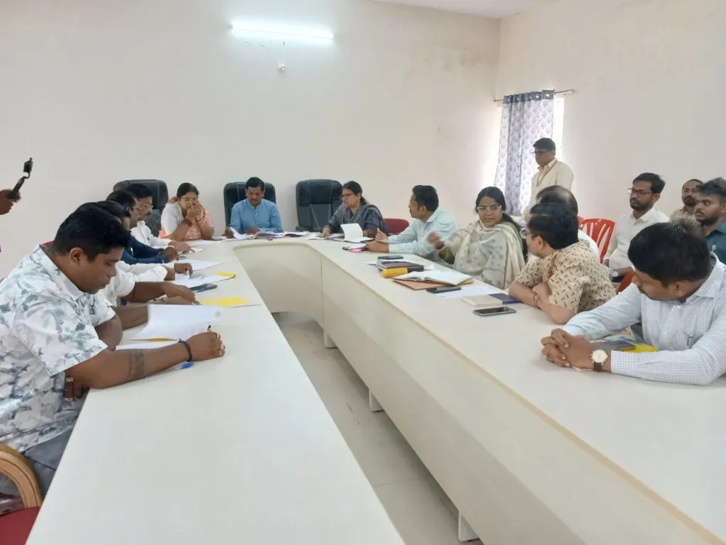 Recover deposit of 6 crores from Smart City