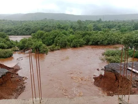 Heavy traffic banned on the Karad–Chiplun route