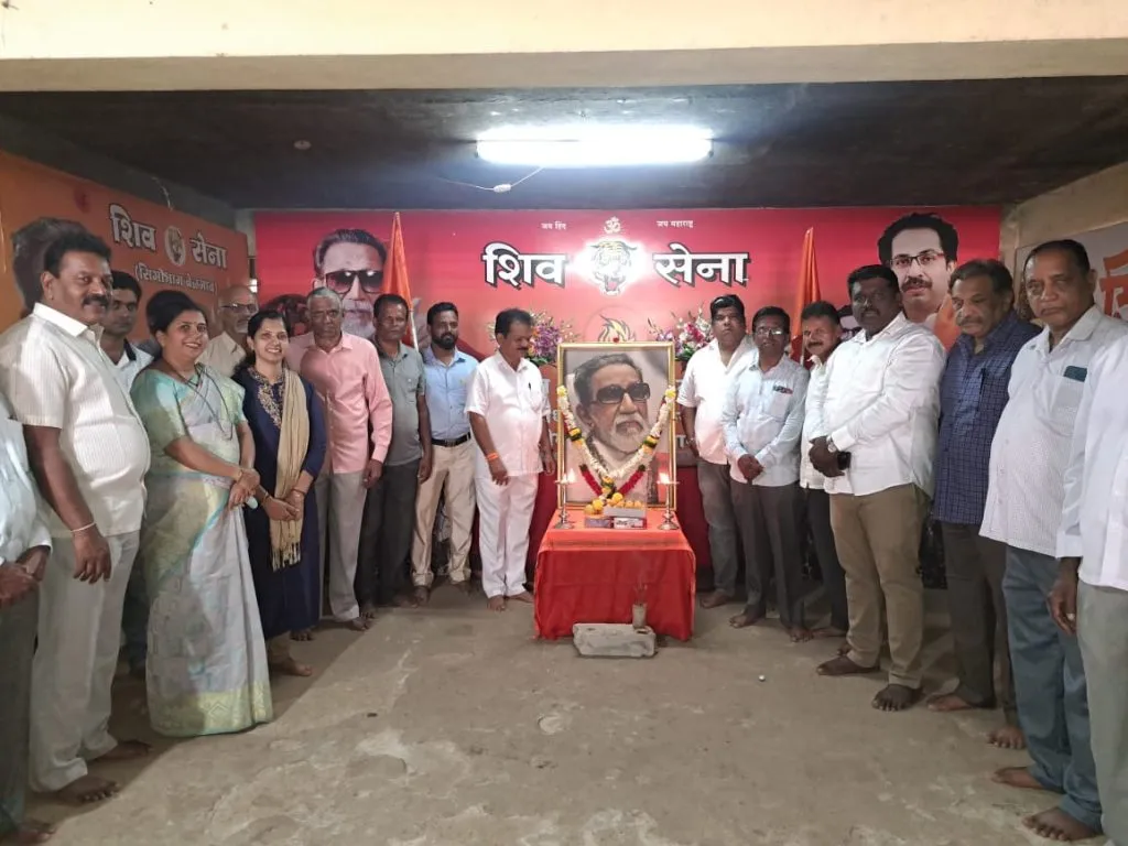 Shiv Sena always stands by the people of the border areas