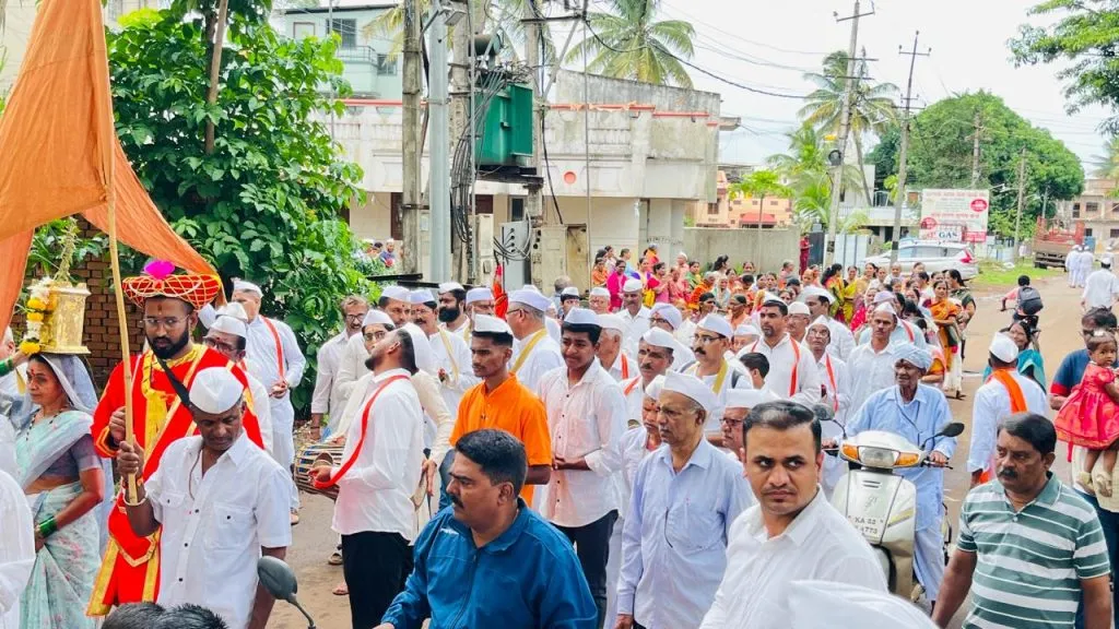 On foot from Angol to Dindi