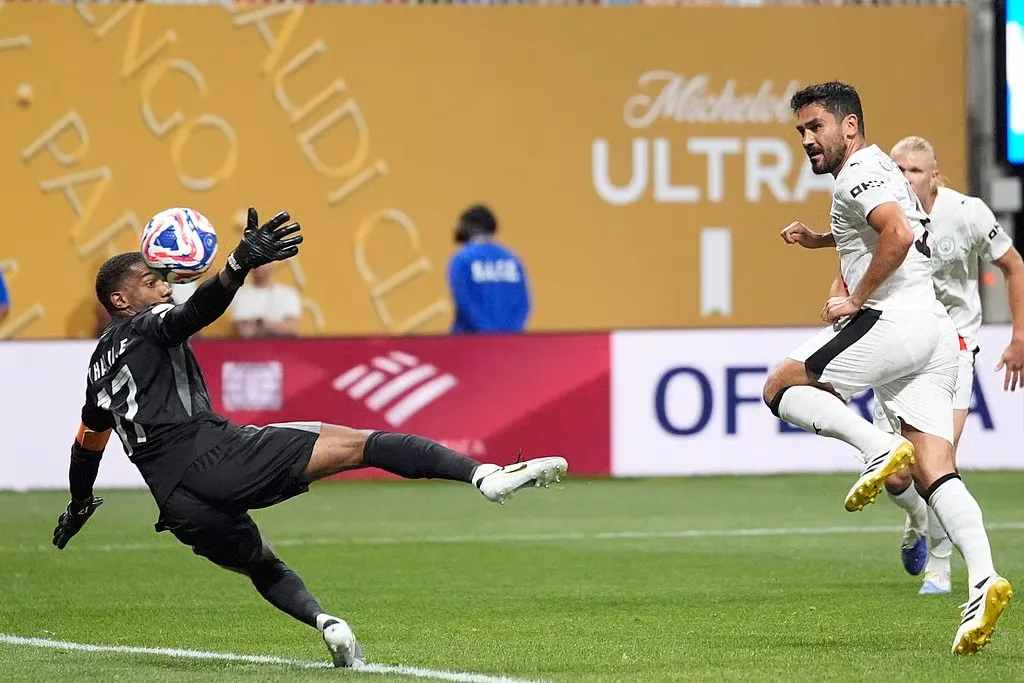 Manchester City thrash Al Ain 6-0