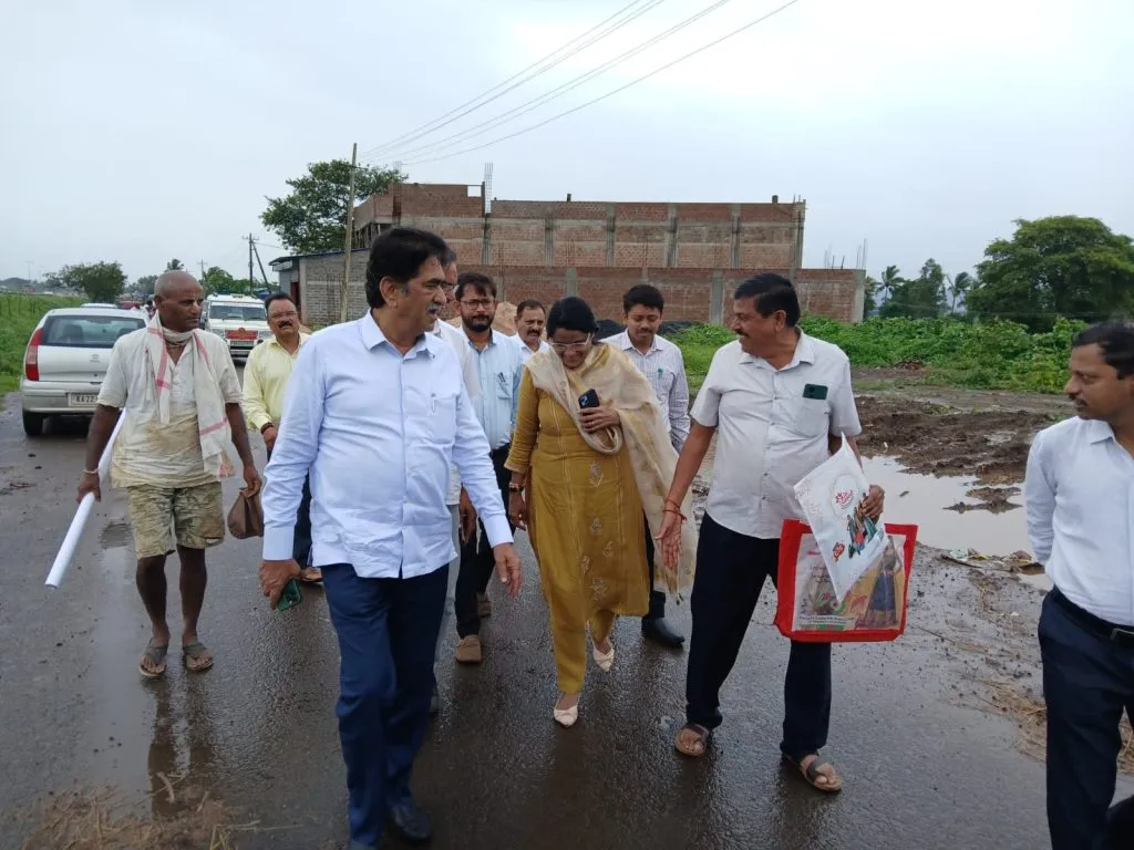 Open the drain pipe.