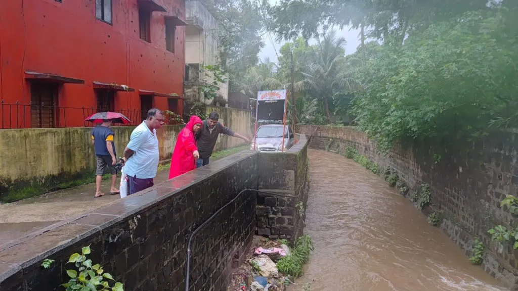 मनपाकडून तीन आपत्कालीन पथकांची स्थापना Municipal Corporation establishes three emergency teams