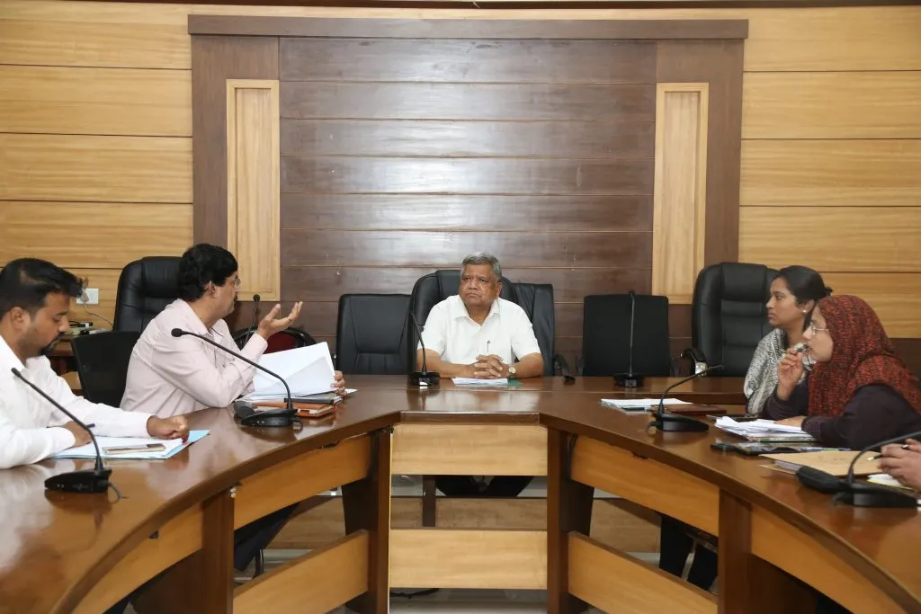 Complete the sewage treatment project work as soon as possible.