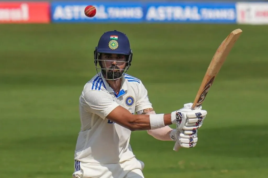Rahul's century, Jurel's half-century