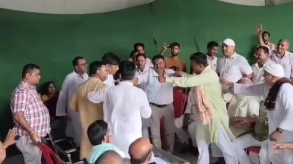 RJD workers protest in Bihar