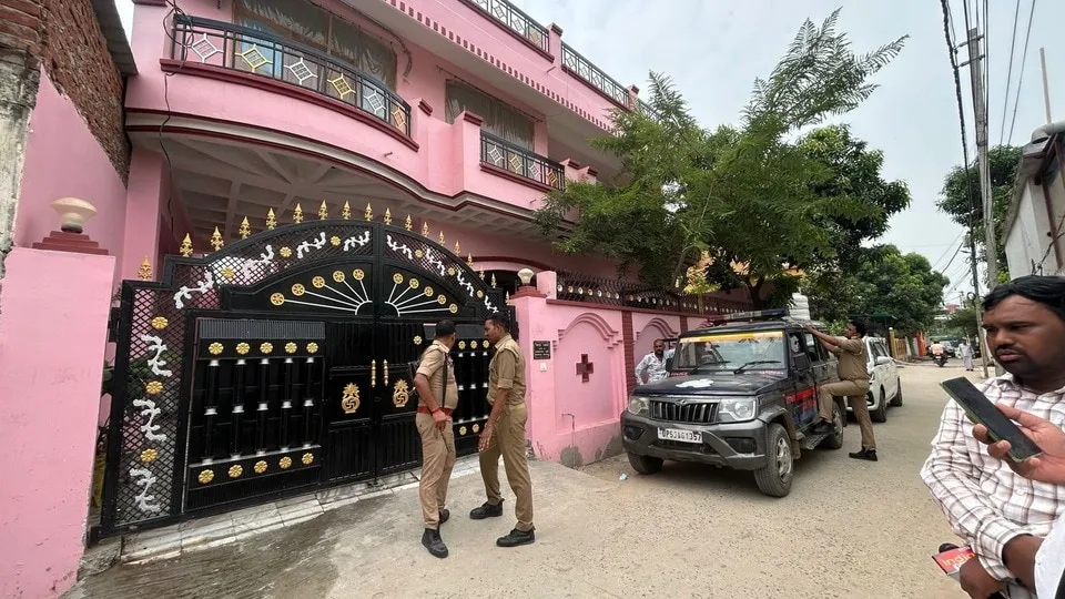 CRPF jawan's connection with a bank businessman