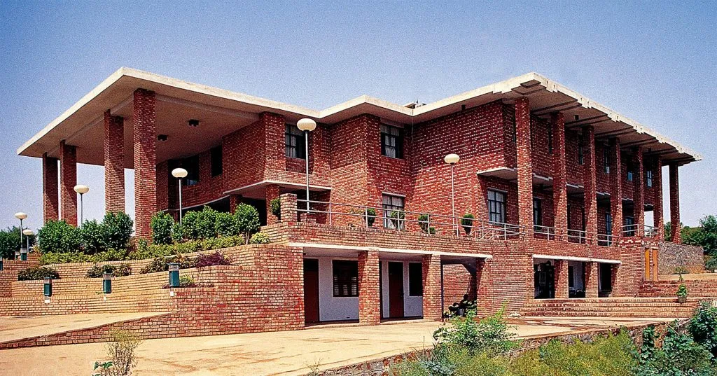 JNU accepts 'vice-chancellor'