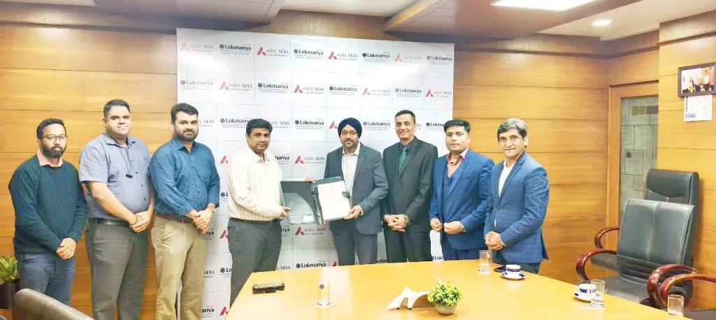 Agreement between Lokmanya Society-Axis Max Life Insurance