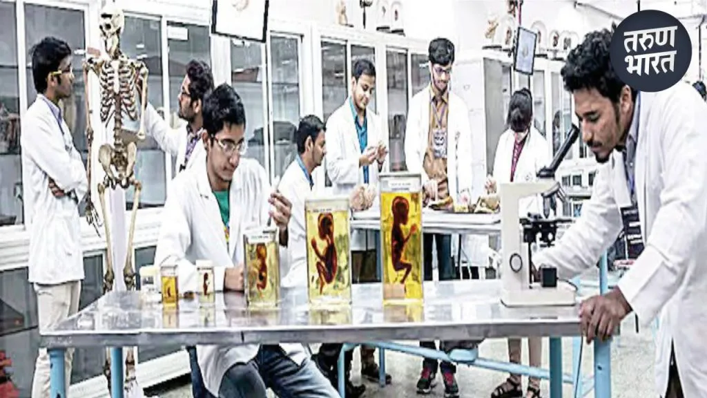 ST च्या पाल्यांना विदेशी शिक्षणाची संधी, दरवर्षी 20 पाल्यांची होणार निवड every year students provided interest-free advance rupees 10 lakhs