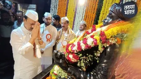 Wari Pandharchi 2025: तुकाराम महाराज संस्थान मंदिरात DCM Ajit Pawar यांनी घेतले दर्शन DCM Ajit Pawar visited Temple Tukaram Maharaj Kshetra Dehu