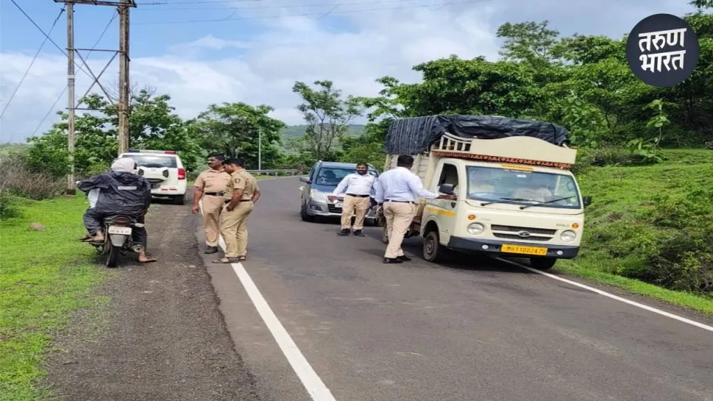 tourists large number young people do not follow traffic rules