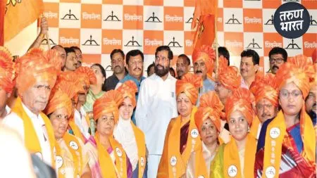 Kolhapur Political News: कोल्हापूरातील 3 माजी महापौरांसह 25 नगरसेवक शिंदेच्या शिवसेनेत 25 former corporators, 2 former mayors municipal corporation