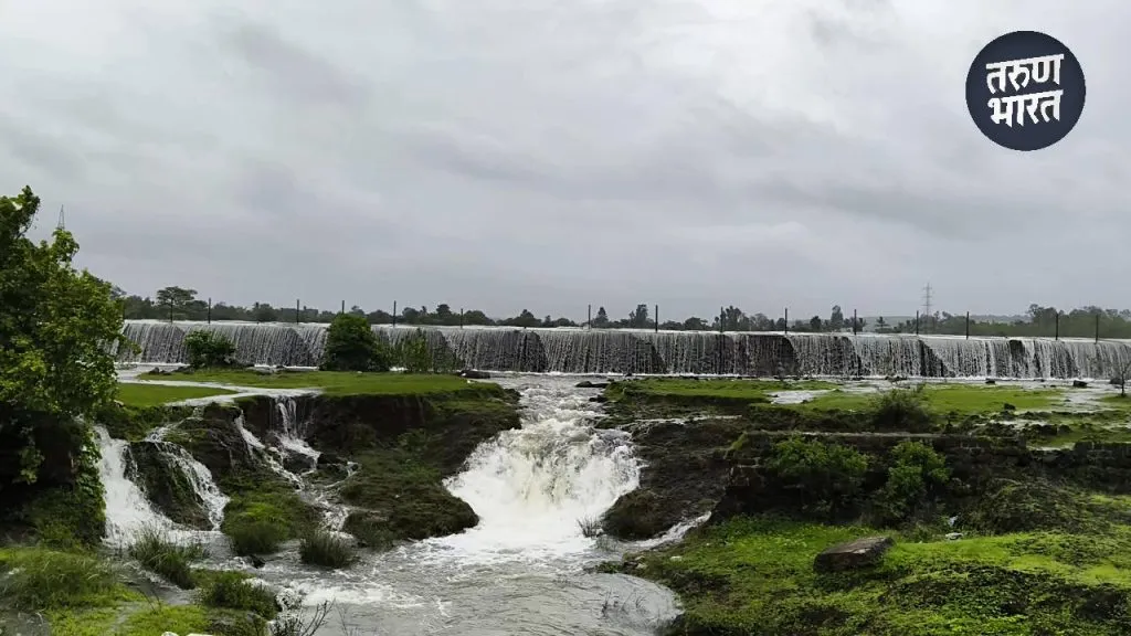 western bank of the lake had dried excessive water extraction