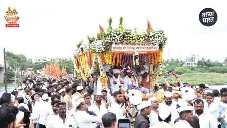 devotional atmosphere festival fearsome Babas rested of Lonand