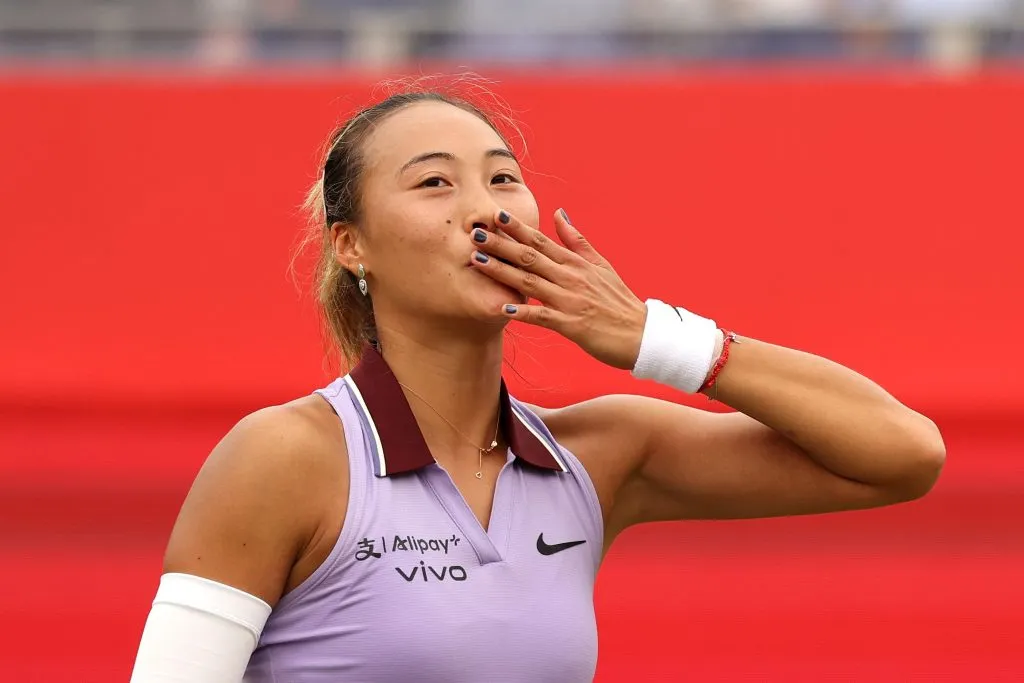 चीनची झेन, मारिया उपांत्य फेरीत