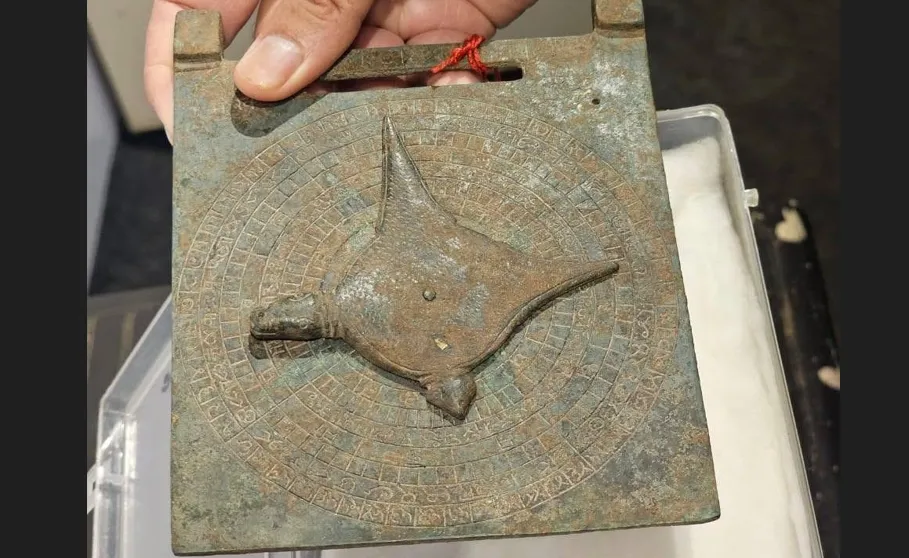 ‘Yantraraj’ discovered during excavation at Raigad!