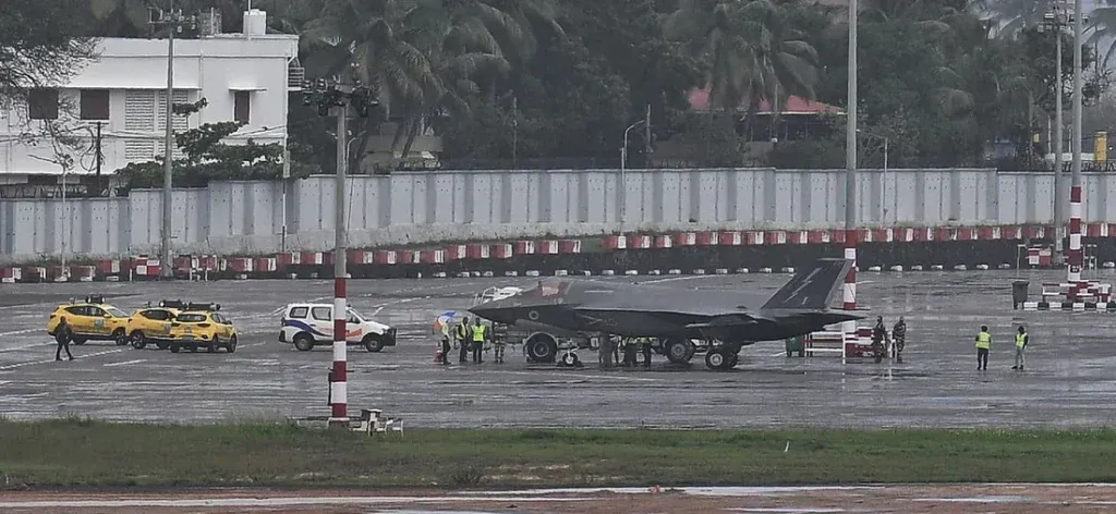 British fighter jet makes emergency landing in India