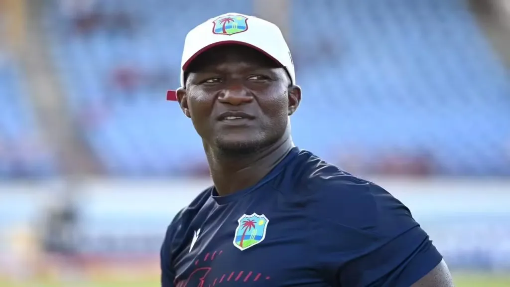 विंडीजच्या डरेन सॅमीला दंड West Indies' Darren Sammy fined