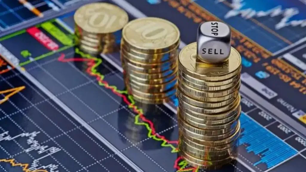 India's foreign exchange reserves fall by $1.01 billion