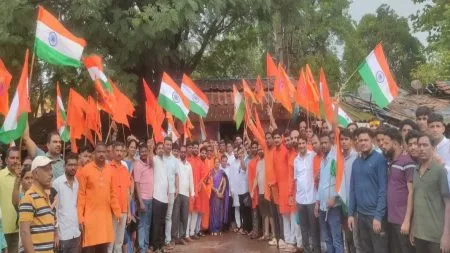 साटेली भेडशीत तिरंगा यात्रेला उस्फुर्त प्रतिसाद