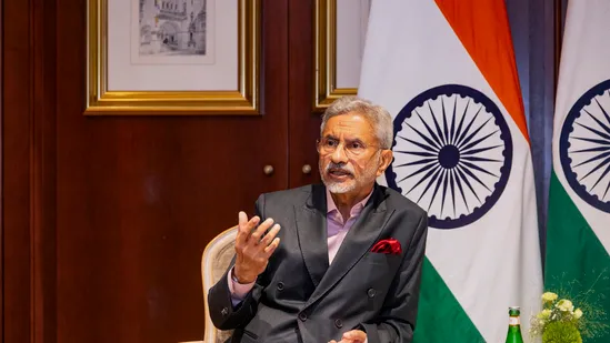 Bangladesh will lose if it keeps its distance from India.