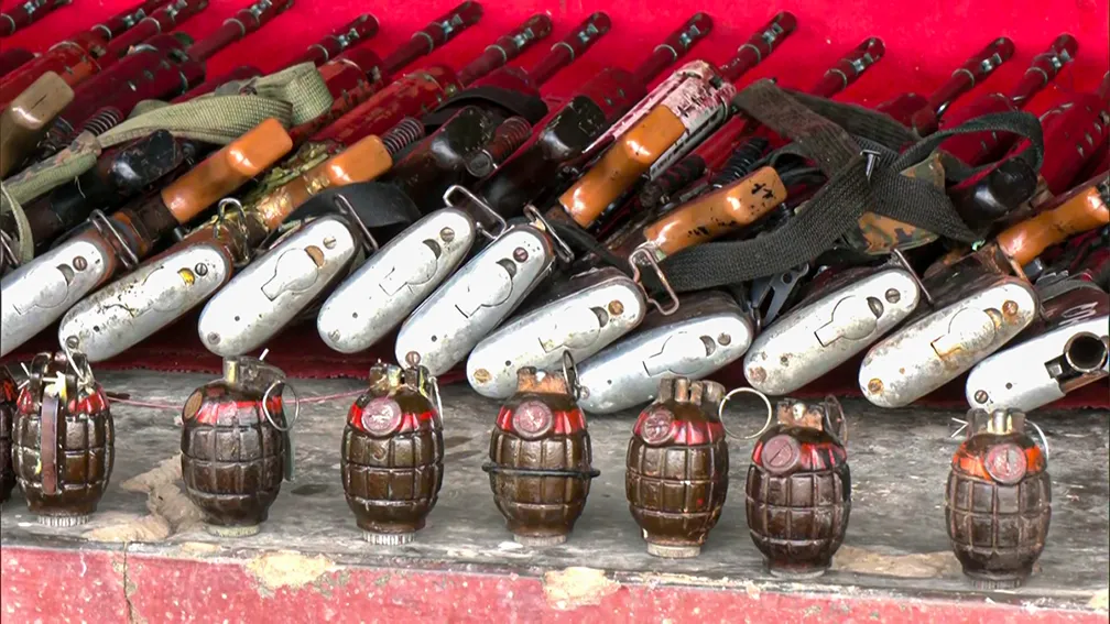 बेकायदेशीर शस्त्रसाठा मणिपूरमध्ये जप्त