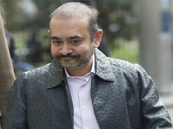 नीरव मोदीच्या प्रत्यार्पणातील अखेरचा अडथळा दूर Last hurdle in Nirav Modi's extradition cleared
